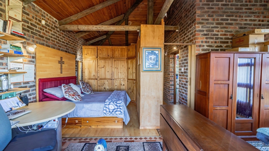 4 Bedroom Property for Sale in Bettys Bay Western Cape